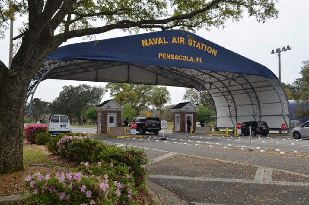 Concluye bloqueo de seguridad por amenaza en base aeronaval de Florida