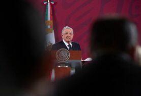 López Obrador anuncia inicio de fiestas patrias pero promete "sana distancia"