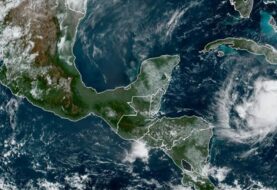 Tormenta tropical Nana avanza por el norte de Guatemala