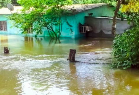 Varios pueblos inundados tras fuertes lluvias en Venezuela