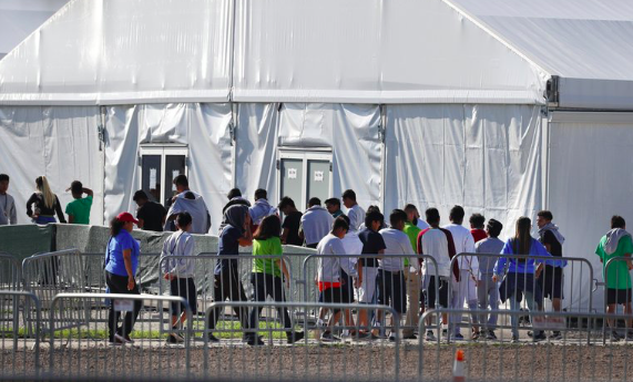 Más de 540 niños en EEUUU siguen separados de sus familias migrantes
