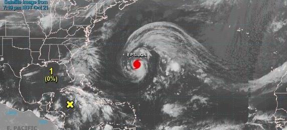 Epsilon ya es «huracán mayor» y se acerca a Bermudas