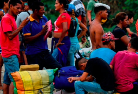 Oposición venezolana denuncia que Trinidad y Tobago deportó a 16 menores