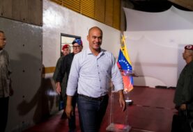 Chavismo comienza la campaña a las Legislativas sin tapabocas