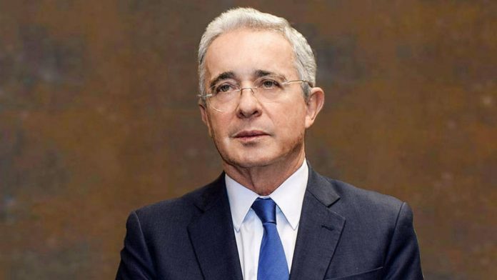 El expresidente Uribe no ha sido nombrado ministro de Defensa