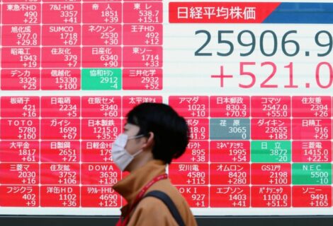 Bolsa de Tokio pierde un 1,1 % ante nueva ola de contagios en Japón