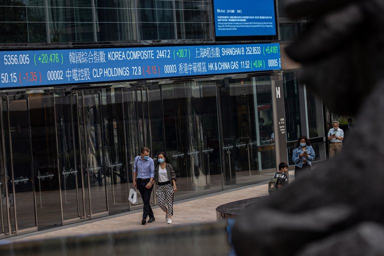 Alibaba y las digitales detienen la sangría en el Hang Seng