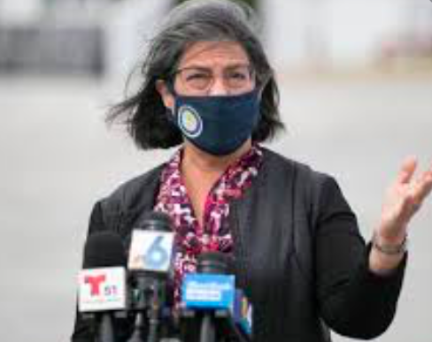 Alcaldesa Miami-Dade deja la cuarentena tras dos pruebas negativas COVID-19