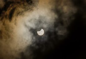 Eclipse solar que oscurecerá Suramérica alcanza tierra en Chile