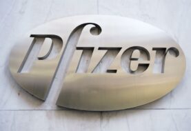 México busca cerrar ya el contrato con Pfizer y avanza su plan de vacunación