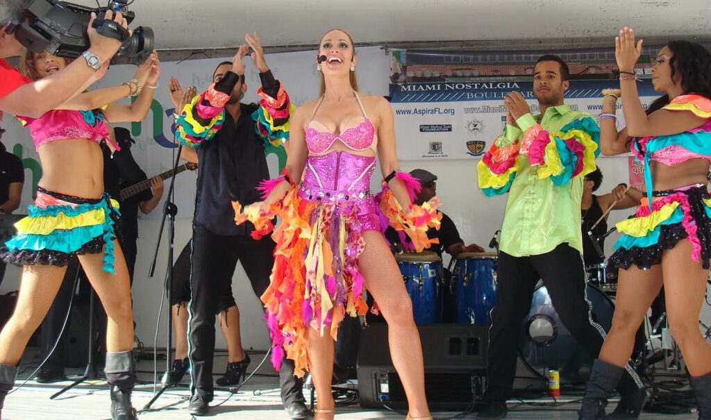 Resistencia de los músicos locales a la pandemia del coronavirus en Miami