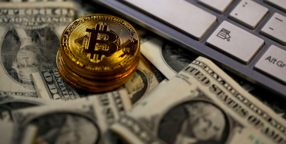 Bitcóin sube más de 4.000 dólares en un día y supera los 38.600 dólares