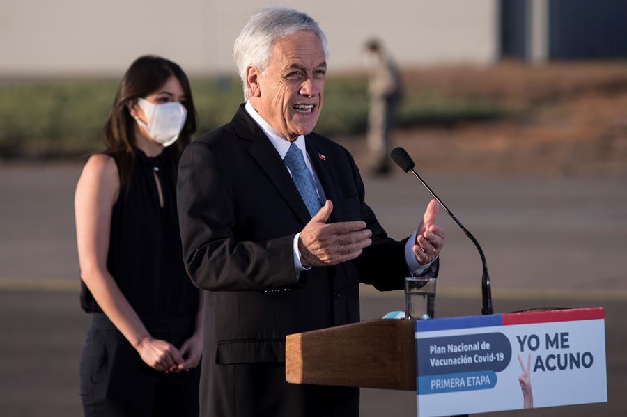 Piñera anuncia 90.000 dosis de vacuna semanales en enero y 170.000 en febrero