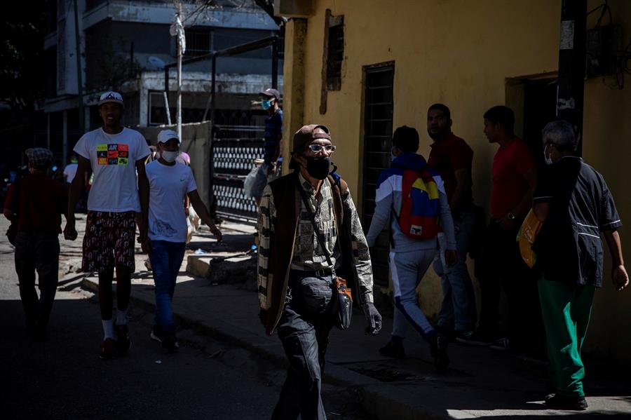 Venezuela añade 604 casos de covid-19 y llega a 118.415 contagios