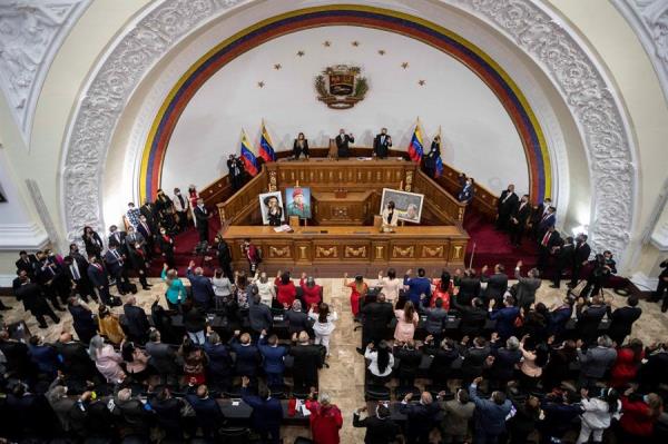 Chavismo usurpa y divide el Parlamento de Venezuela