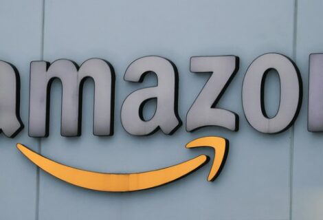Amazon y Salvatore Ferragamo demandan a tres empresas por falsificar la marca