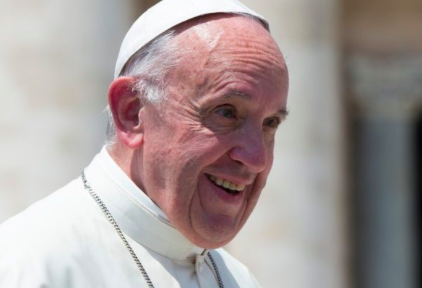 Papa Francisco nombra nuevo médico