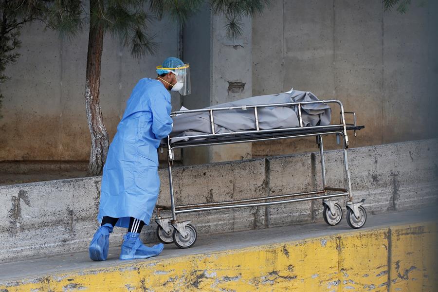 Seguro Social mexicano investiga la muerte de un hombre afuera de un hospital