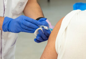 Moderna inicia la fase final de pruebas de su vacuna para niños