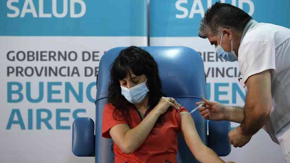 Argentina supera los 2 millones de vacunados