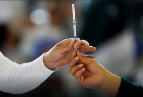 Rusia y empresa india se unen para producir vacuna rusa
