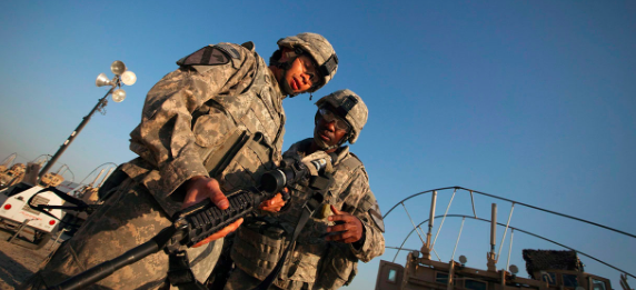 EE.UU. evitará una reacción «precipitada» al ataque contra sus tropas en Irak