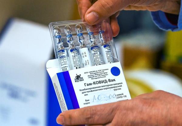 Rusia solicita unirse con su vacuna anticovid Sputnik V al mecanismo COVAX