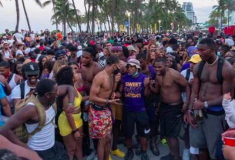 Miami Beach busca frenar el caos del Spring Break con medidas de emergencia