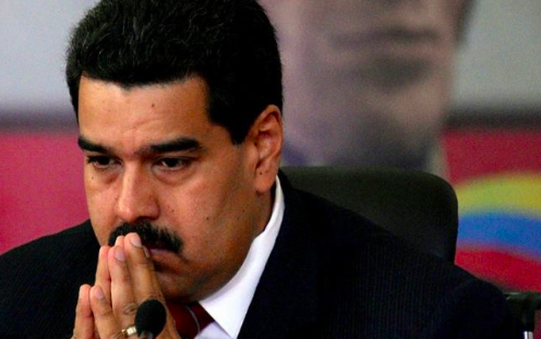 Congresistas de EEUU presentan proyecto que reitera prohibición de negocios con Maduro
