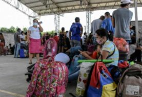 Sube a más de 6.000 los venezolanos desplazados a Colombia