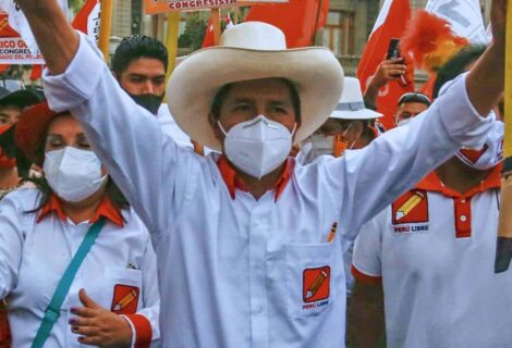 Castillo y Fujimori, un duelo antagónico por el futuro de Perú