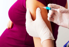 EE.UU. recomienda a las embarazadas vacunarse contra el covid-19