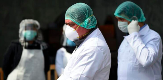ONG alerta que Venezuela «se queda sin sanitarios» por muertes por covid-19
