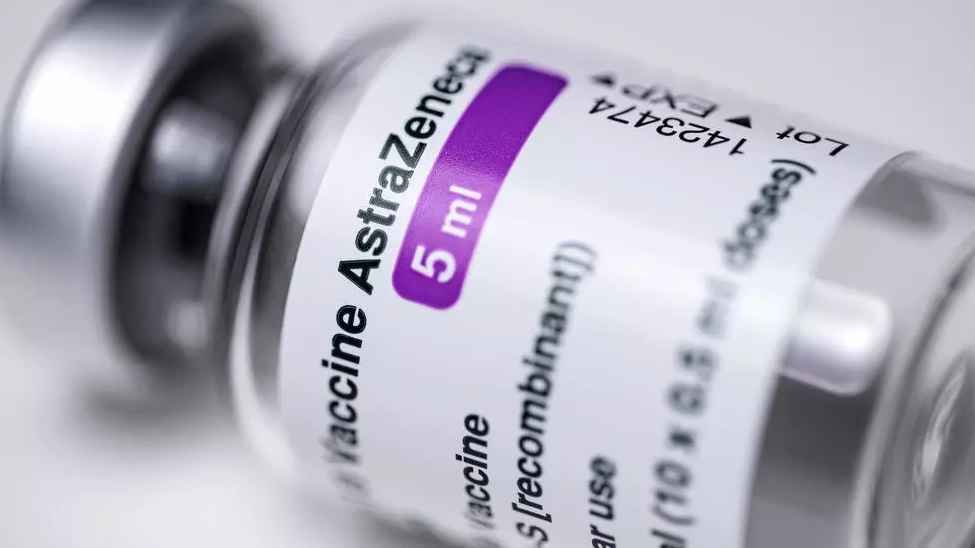 AstraZeneca anuncia resultados positivos en fármaco que atenta contra el Covid19
