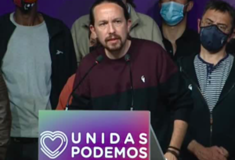 Izquierdista Pablo Iglesias tira la toalla en la política tras su fracaso en Madrid