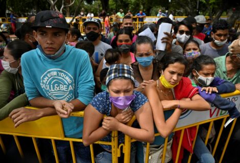 Venezolanos del sur de Florida protestan por negociaciones entre Biden y Maduro