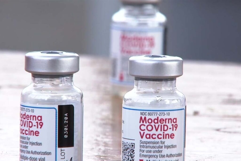 Moderna anuncia la efectividad de su vacuna para adolescentes