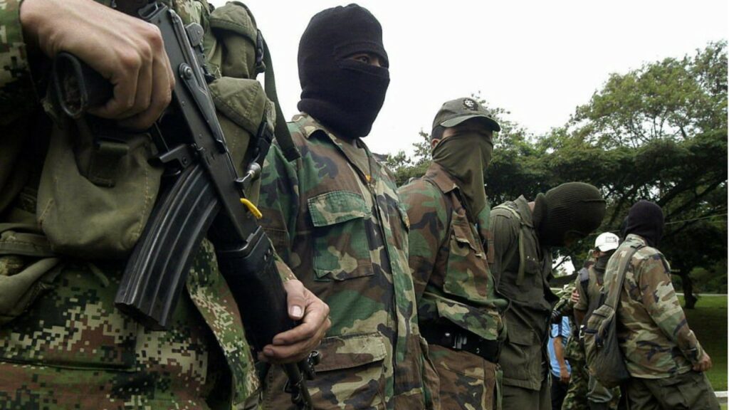 Fundaredes asegura que ex-FARC someten a venezolanos