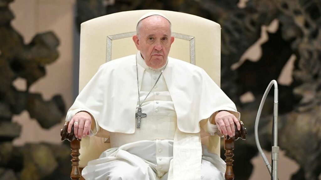 El Vaticano responde a Francia que «suprimir una vida humana no puede ser un derecho»