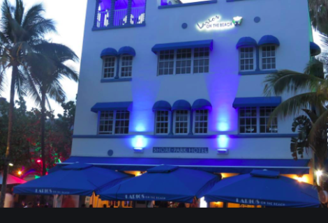 Los Estefan ponen en venta por 45 millones de dólares edificio en Miami Beach