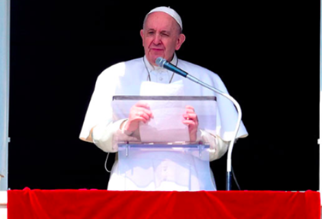 El papa retoma las audiencias generales con la presencia de fieles