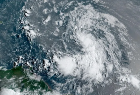 Meteorólogos prevén depresión tropical en la costa sur de EEUU