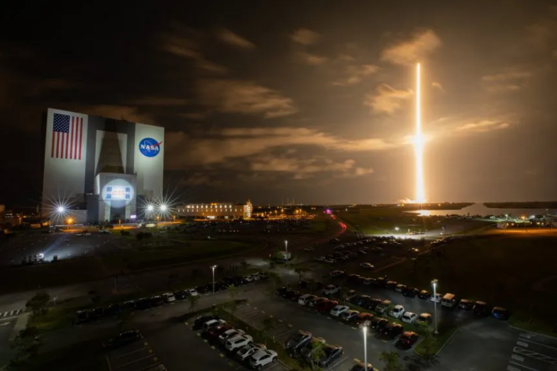 NASA y SpaceX fijan fecha de tercera misión tripulada