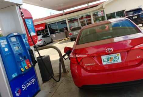Precio de la gasolina en Florida sigue aumentando