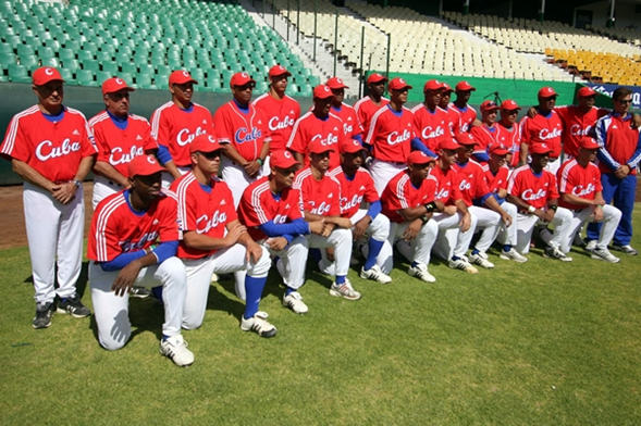 Selección cubana de beísbol abandona hotel en Miami