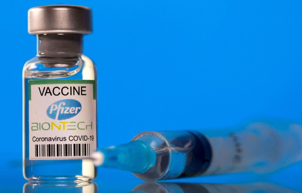 Pfizer anuncia que su vacuna es segura para niños de 5 a 11