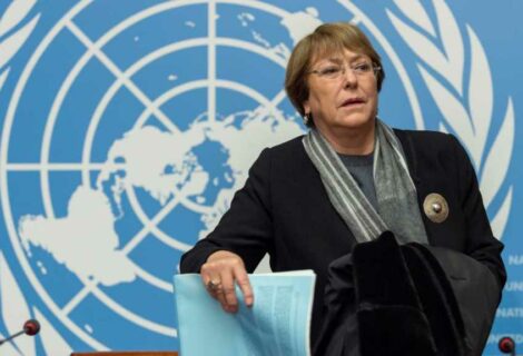 Bachelet pide acabar con sanciones a Venezuela
