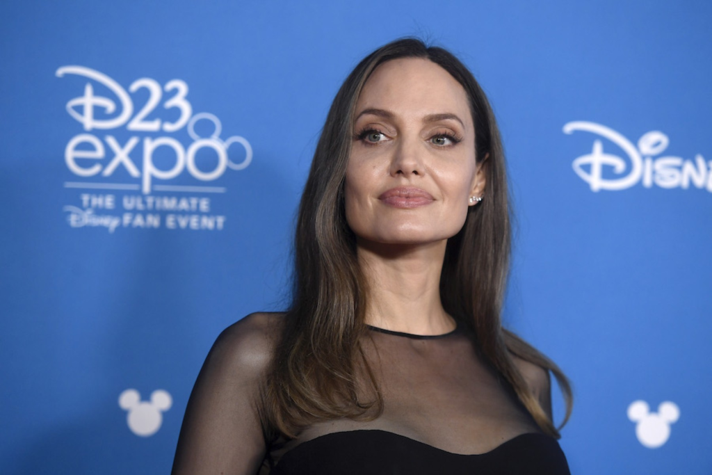 Angelina Jolie denuncia la violencia machista