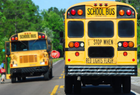 Autobuses escolares en Florida tendrían pronto cámaras