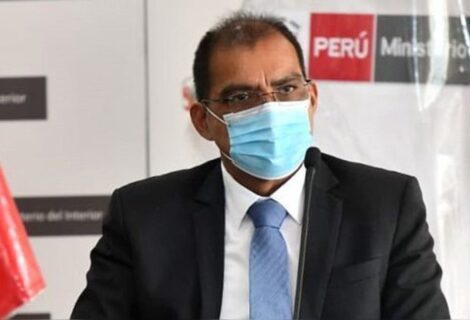 Ministro de interior de Perú renuncia tras fiesta en casa